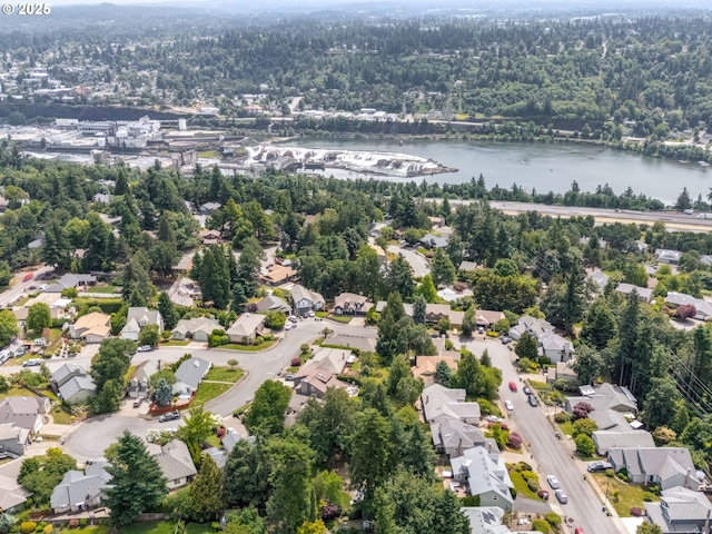 2487 Southslope Way W, Linn, OR 97068 - aerial overview of property's location featuring a forest, a large body of water, and nearby suburban area