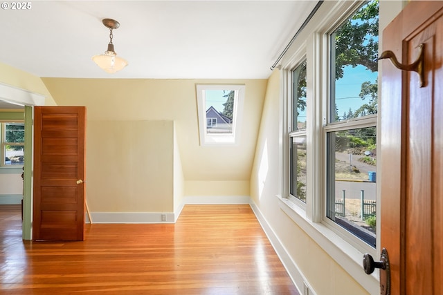 1005 Reserve St, Silverton, OR 97381 - empty room featuring light wood finished floors and plenty of natural light