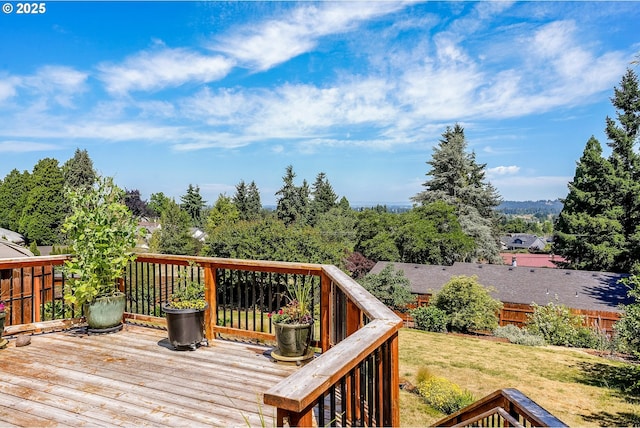 1005 Reserve St, Silverton, OR 97381 - view of deck