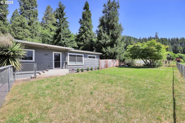 48521 E 1st St, Oakridge, OR 97463 - view of yard