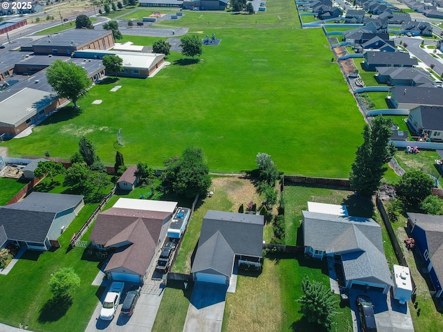 517 Anthony Dr, Boardman, OR 97818 - aerial view of property and surrounding area featuring nearby suburban area