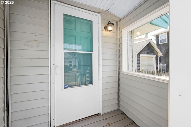 view of property entrance