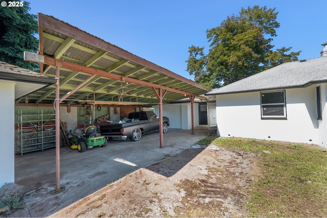 562 Gatch St, Woodburn, OR 97071 - view of vehicle parking featuring an attached carport