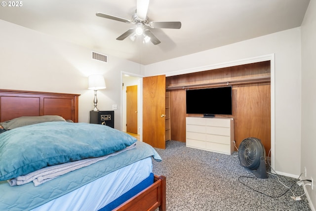 2120 W 23rd Ave, Eugene, OR 97405 - carpeted bedroom with ceiling fan
