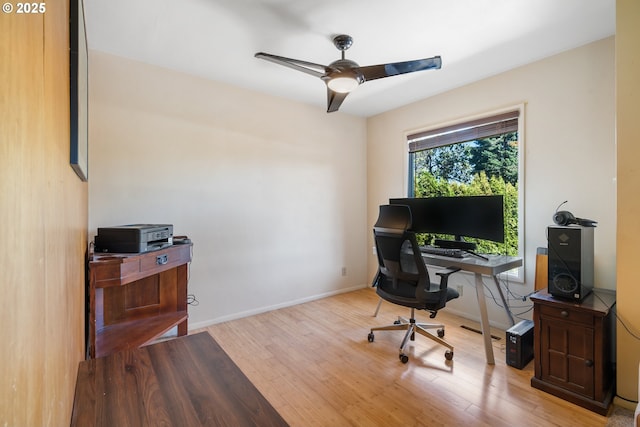 2120 W 23rd Ave, Eugene, OR 97405 - office area featuring wood finished floors and a ceiling fan
