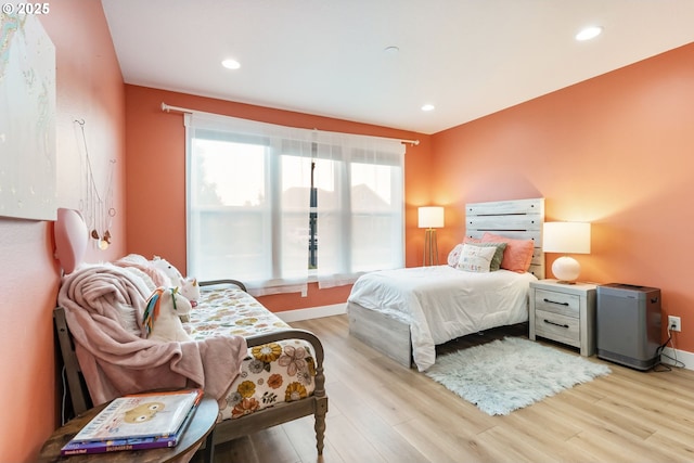 14015 NE 52nd Ave, Vancouver, WA 98686 - bedroom featuring wood finished floors, recessed lighting, and baseboards