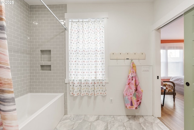 14015 NE 52nd Ave, Vancouver, WA 98686 - bathroom featuring shower / bath combo and ensuite bathroom