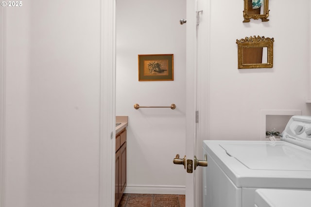 83485 Clear Lake Rd, Florence, OR 97439 - washroom with washer and clothes dryer