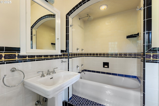 6633 SE 29th Ave, Portland, OR 97202 - full bathroom with tile walls, a sink, and bathing tub / shower combination