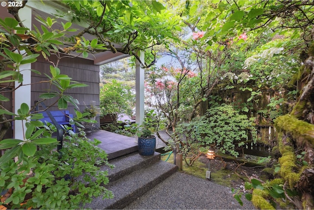 4317 SW Bernard Dr, Portland, OR 97239 - view of yard