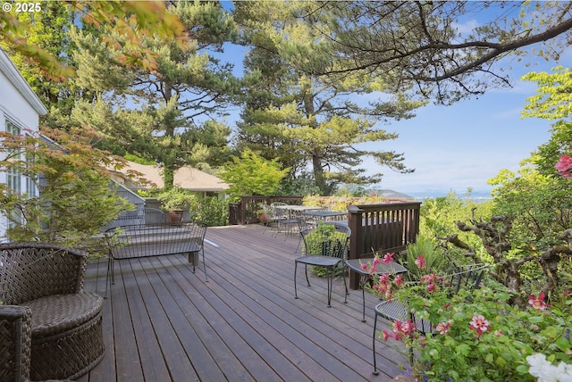 4317 SW Bernard Dr, Portland, OR 97239 - deck with outdoor dining area