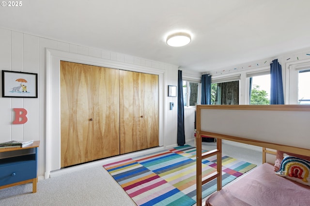 275 Sunset Dr, Eugene, OR 97403 - carpeted bedroom featuring a closet