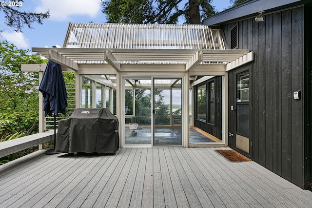 275 Sunset Dr, Eugene, OR 97403 - wooden deck with area for grilling and a pergola