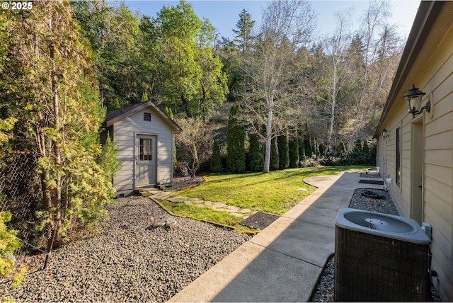 245 Winchester Creek Ave, Winchester, OR 97495 - view of green lawn with a storage unit