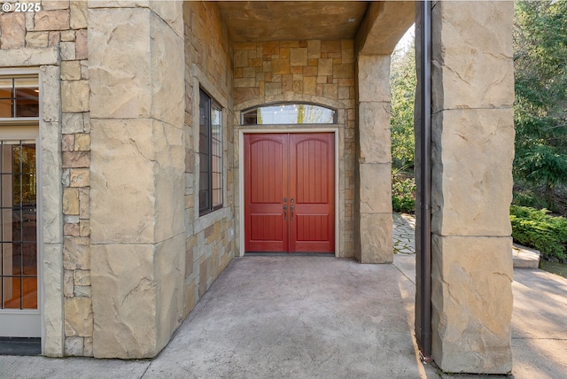 245 Winchester Creek Ave, Winchester, OR 97495 - entrance to property with stone siding