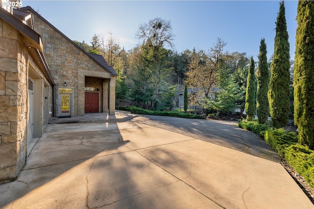245 Winchester Creek Ave, Winchester, OR 97495 - view of patio / terrace