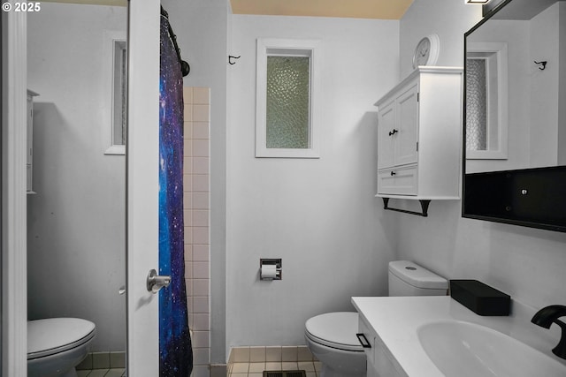 7360 SE Imperial Ct, Milwaukie, OR 97222 - bathroom with vanity, curtained shower, and tile patterned flooring