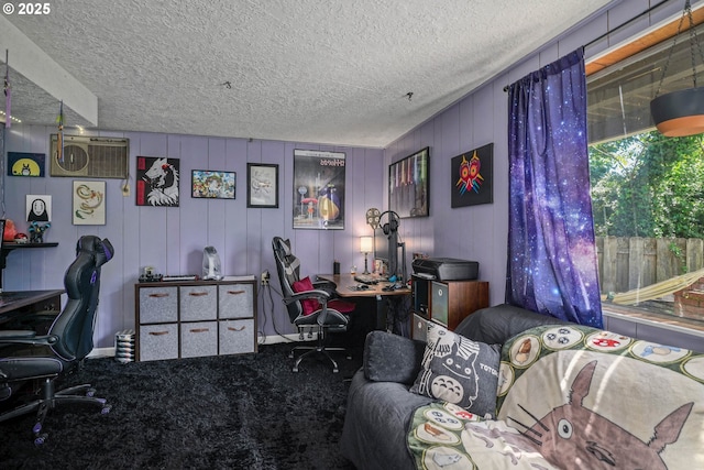 7360 SE Imperial Ct, Milwaukie, OR 97222 - carpeted office space featuring a textured ceiling