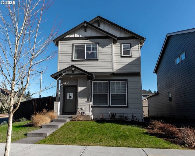 view of front facade with a front yard