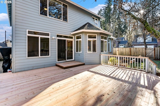 deck featuring fence