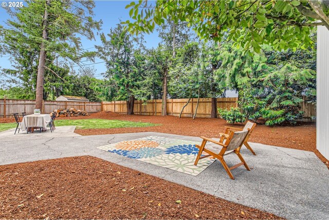 11940 SW Edgewood St, Portland, OR 97225 - fenced backyard with a patio