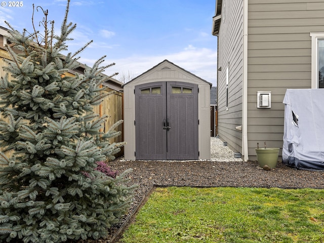 view of outbuilding