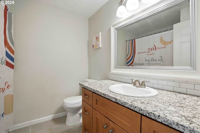 1208 SE Chapman Ave, Troutdale, OR 97060 - full bath with vanity and tile patterned floors