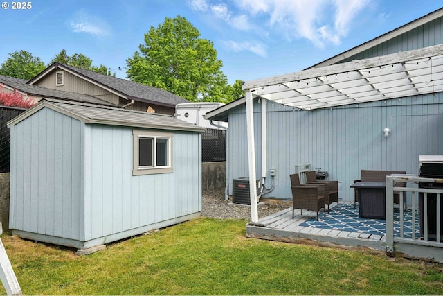 1208 SE Chapman Ave, Troutdale, OR 97060 - view of grassy yard with a shed