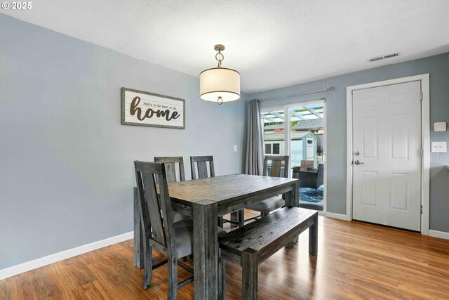 1208 SE Chapman Ave, Troutdale, OR 97060 - dining space with wood finished floors