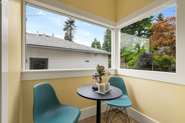 5125 NE Davis St, Portland, OR 97213 - view of balcony