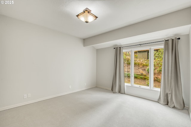 1610 Lee St, Lake Oswego, OR 97034 - unfurnished room featuring carpet flooring and baseboards
