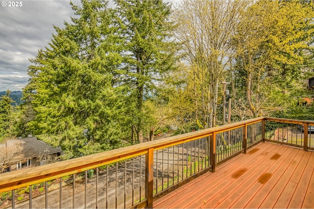 1610 Lee St, Lake Oswego, OR 97034 - view of wooden deck