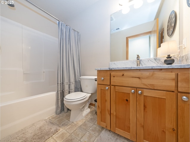 1007 4th Ave, Vernonia, OR 97064 - bathroom featuring vanity and shower / tub combo with curtain