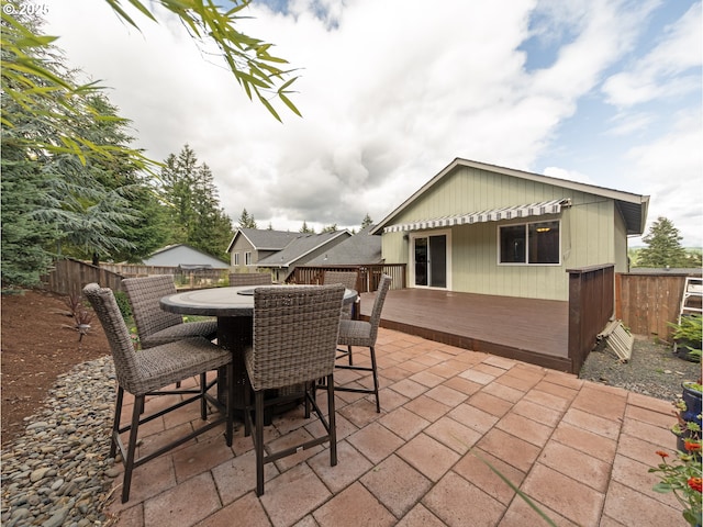 1007 4th Ave, Vernonia, OR 97064 - view of patio featuring a wooden deck and outdoor dining area