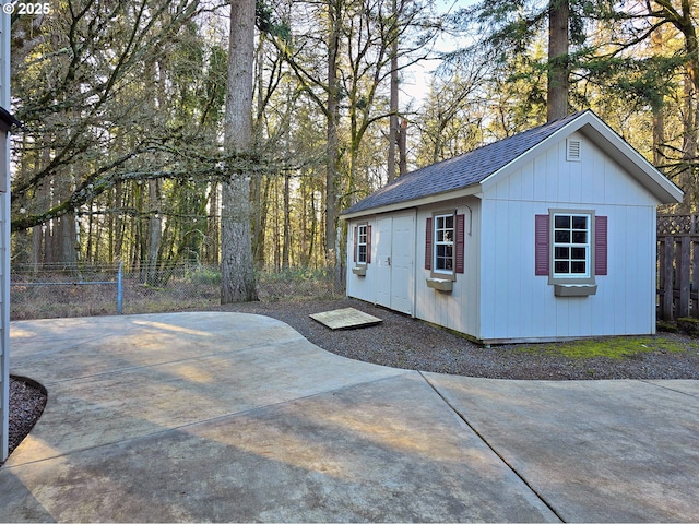 view of outbuilding