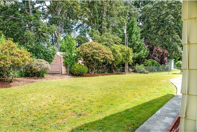 965 Robin Hood Ave, Eugene, OR 97401 - view of fenced backyard
