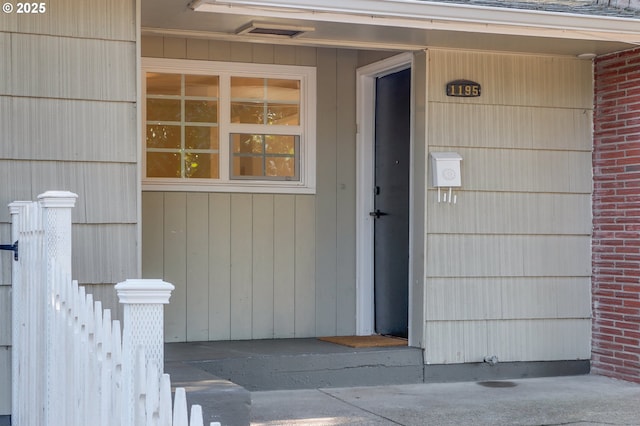 view of property entrance