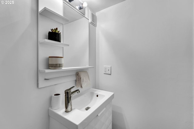 6206 N Denver Ave, Portland, OR 97217 - bathroom featuring vanity