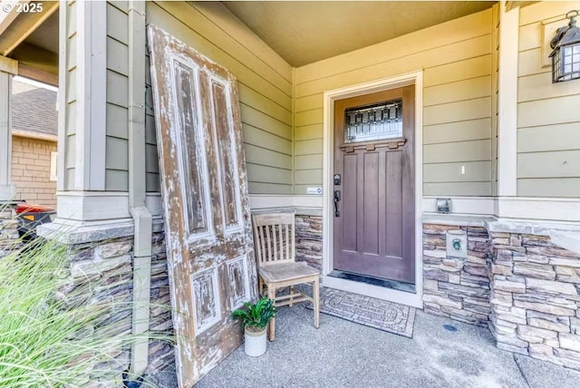 547 Front St, Rockaway Beach, OR 97136 - view of property entrance