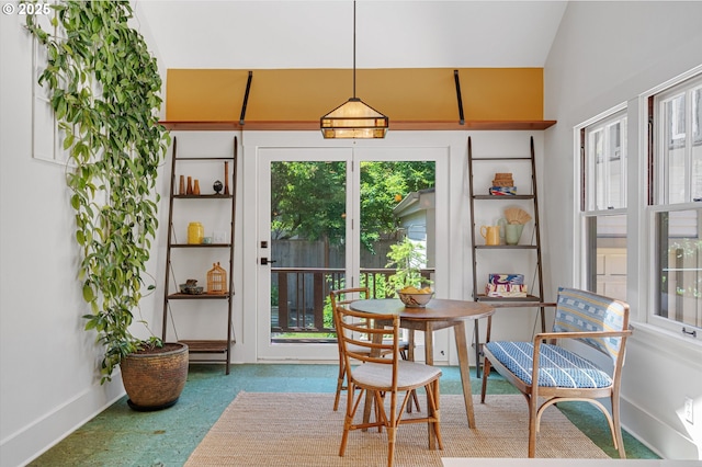 2603 NE 11th Ave, Portland, OR 97212 - dining area featuring baseboards