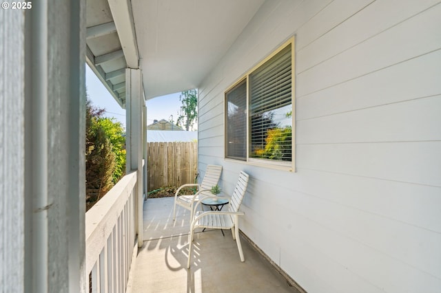 1230 W Fairview Dr, Springfield, OR 97477 - view of porch