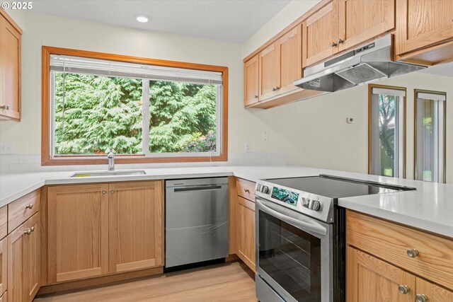 607 NE 3rd St, Gresham, OR 97030