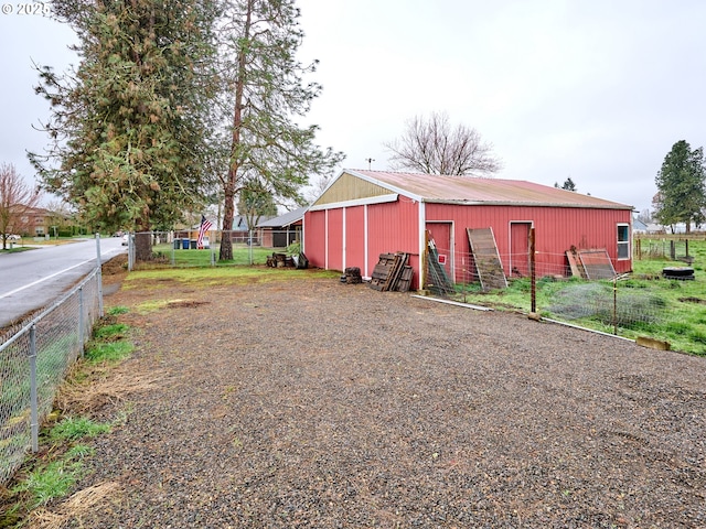 1301 49th Ave, Salem, OR 97317 - view of yard featuring a pole building and an outbuilding