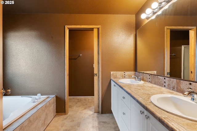 1502 NE 72nd St, Vancouver, WA 98665 - full bath featuring double vanity, a bath, and a textured wall