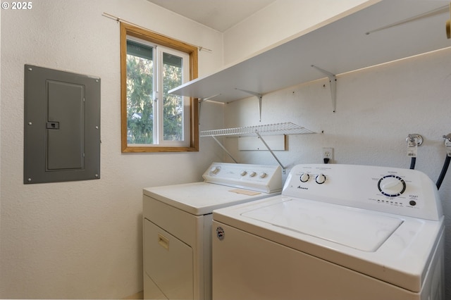 1502 NE 72nd St, Vancouver, WA 98665 - laundry area featuring electric panel and washer and dryer
