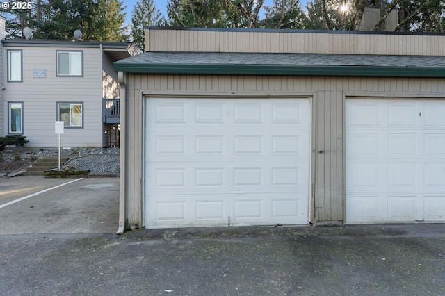 1502 NE 72nd St, Vancouver, WA 98665 - view of garage