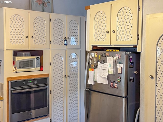 kitchen featuring stainless steel appliances