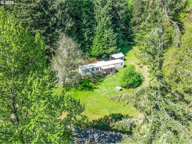 aerial view of property and surrounding area