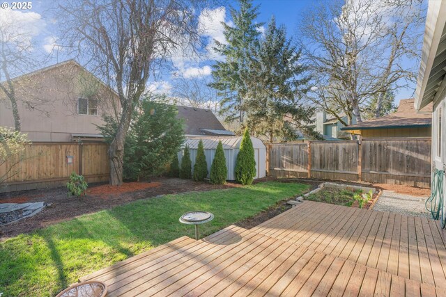 288 NE Hyde Cir, Hillsboro, OR 97124 - view of wooden terrace