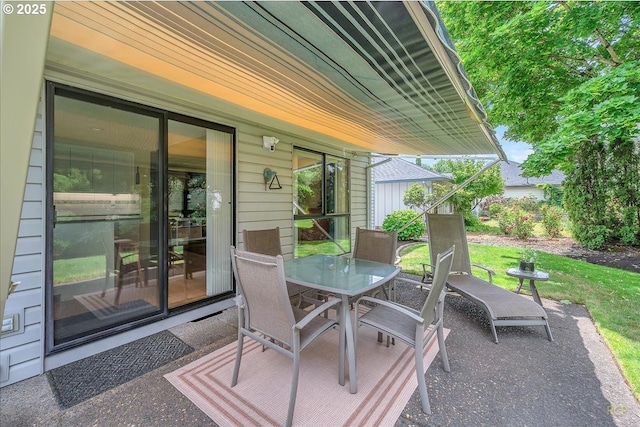15645 NE Russell Pl, Portland, OR 97230 - view of patio / terrace with outdoor dining space
